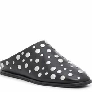 Sanctuary Blayne studded leather mules new nvr worn sz 10M! Won’t leave up long!